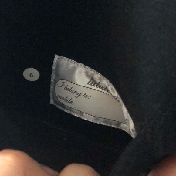 Lululemon Scuba Hoodie Black 6 - Picture 6 of 6